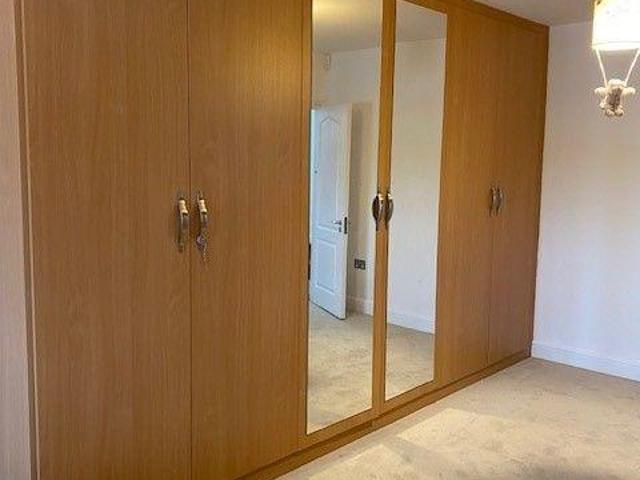 Avon Road, Greenford 4 bed semi detached house to rent £3,200 pcm £738 pw