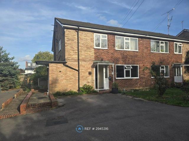 Avon Road, Farnham GU9, 2 bed flat to rent, £1,550 pcm | PrimeLocation
