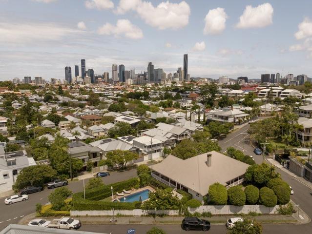 'Avondale' c.1901 Exclusive Landholding and Historic Estate on 1,151sqm
