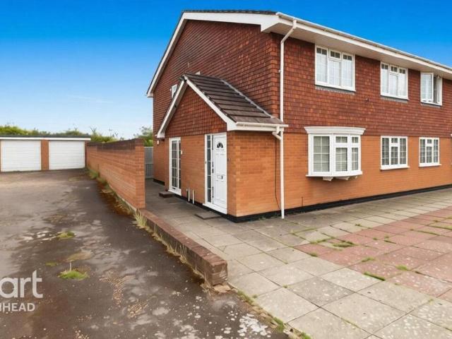 Avondale, Maidenhead 2 bed maisonette to rent £1,500 pcm £346 pw