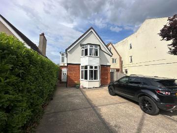 Avondale Road, Gorleston, Great Yarmouth NR31, 4 bed property to rent, £1,500 pcm | PrimeLocation