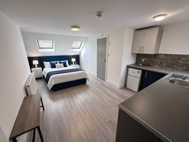 Avondale Road, Luton, Bedfordshire LU1, Studio to rent, £750 pcm | PrimeLocation