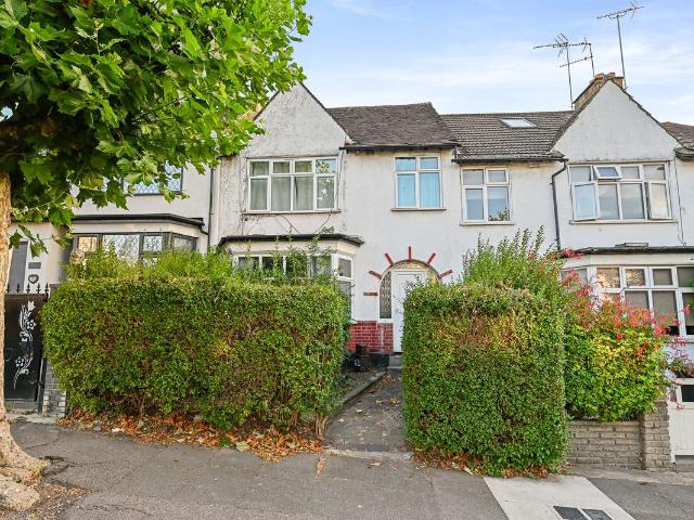 Avondale Road, London N3, 3 bed terraced house to rent, £2,400 pcm | PrimeLocation