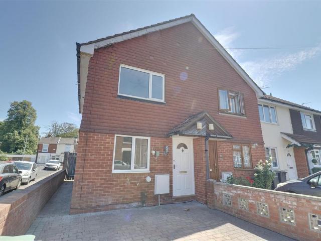 Avondale Road, Portsmouth PO1, 2 bed semi detached house to rent, £1,250 pcm | PrimeLocation