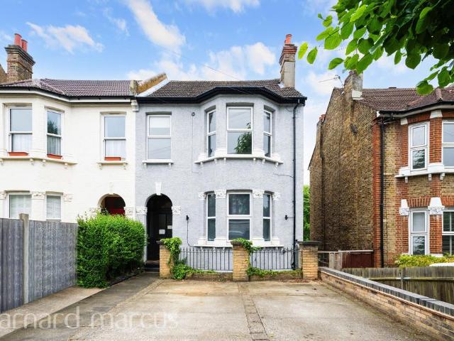 Avondale Road, SOUTH CROYDON 3 bed duplex to rent £2,000 pcm £462 pw