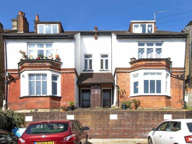 Avondale Road, South Croydon CR2, 2 bed flat to rent, £1,850 pcm | PrimeLocation