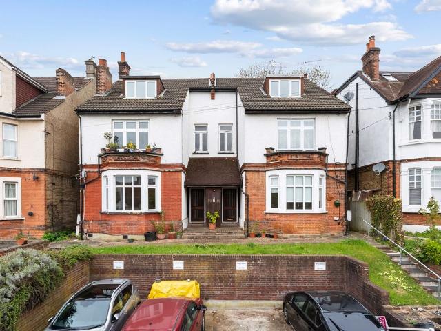 Avondale Road, South Croydon CR2, 2 bed flat to rent, £1,850 pcm | PrimeLocation