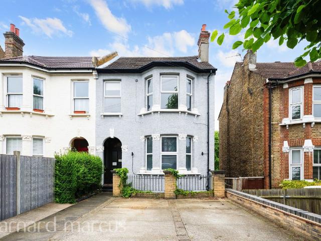 Avondale Road, South Croydon CR2, 3 bed flat to rent, £2,000 pcm | PrimeLocation