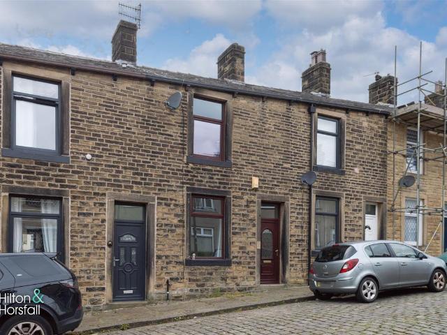 Avondale Street, Colne BB8, 2 bed terraced house to rent, £750 pcm | PrimeLocation