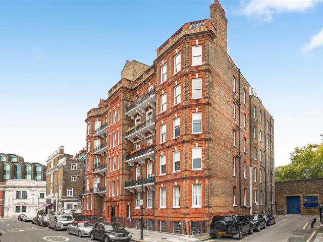 Avonmore Mansions, Avonmore Road. 2 bed flat to rent £2,800 pcm £646 pw