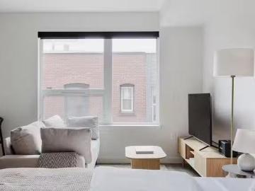 AVA Capitol Hill, 1530 Belmont Ave, Pike/Pine Studio 1 Bath