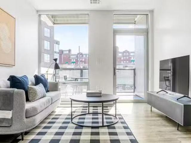 Ava Northpoint, 2 Leighton St, East Cambridge 2 Bedroom 2.