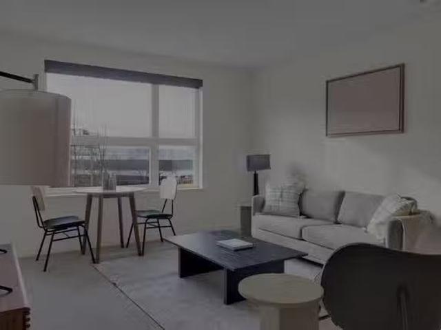 AVA Queen Anne, 330 3rd Ave West, Lower Queen Anne 1 Bedroom.