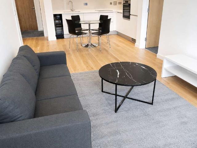 AVAILABLE 16TH SEPTEMBER | FULLY FURNISHED | TWO BEDROOMS | TWO BATHROOMS | FIFTH FLOOR APARTMENT | JULIETTE BALCONY | CONCIERGE SERVICE