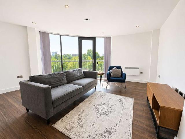 AVAILABLE 28TH JULY | TWO BEDROOM TWO BATHROOM APARTMENT | 3RD FLOOR | FULLY FURNISHED | JEWELLERY QUARTER LOCATION | PARKING INCLUDED