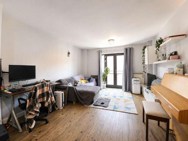 AVAILABLE 9TH SEPT | TWO BEDROOM TWO BATH APARTMENT | PART FURNISHED | JEWELLERY QUARTER LOCATION | PARKING INCLUDED