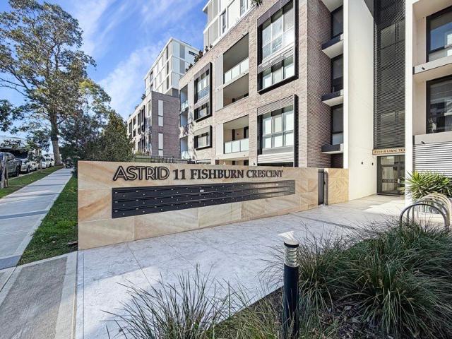 AVAILABLE AND READY TO MOVE INTO NOW