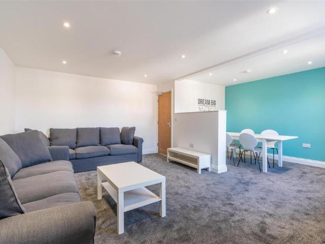 Available August 2027, £165pppw. 7 bed maisonette to rent £5,005 pcm £1,155 pw