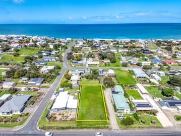 Available due to failed contract Premium Allotment over 1100m2
