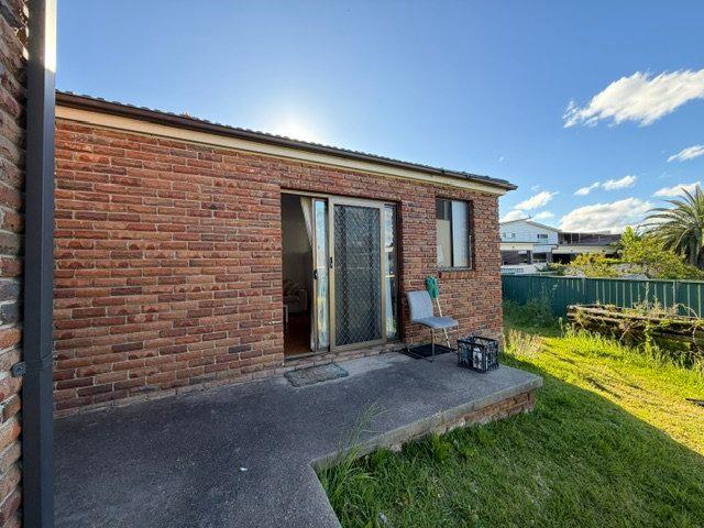 Available for Immediate Move In | 1 Bedroom | 1 Bathroom | Furnished.