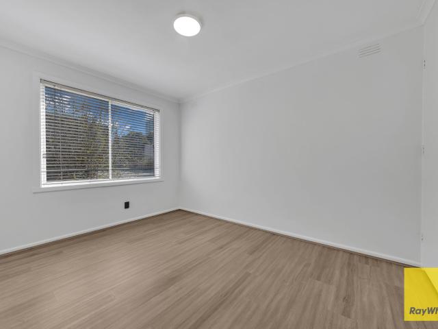 AVAILABLE FOR RENT 2 BEDROOM UNIT IN WERRIBE!