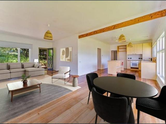 Available: July 2026 Charming Furnished 3 Bed Home Near the Hospital
