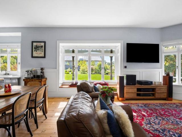 Available Fully furnished Minimum 12 month lease