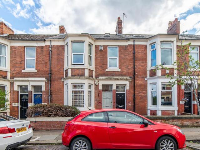 £125pppw, Greystoke Avenue. 4 bed flat to rent £2,166 pcm £500 pw