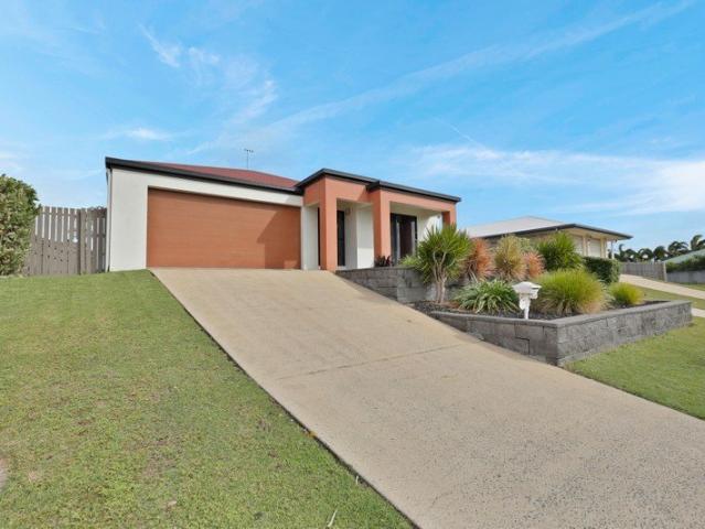 Family Home with Solar in Blacks Beach