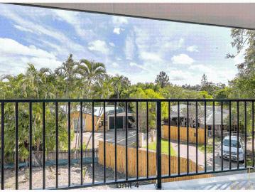 AVAILABLE NOW! New to the Market Unit 4 Brand New Modern, Self Contained Unit Bills included!