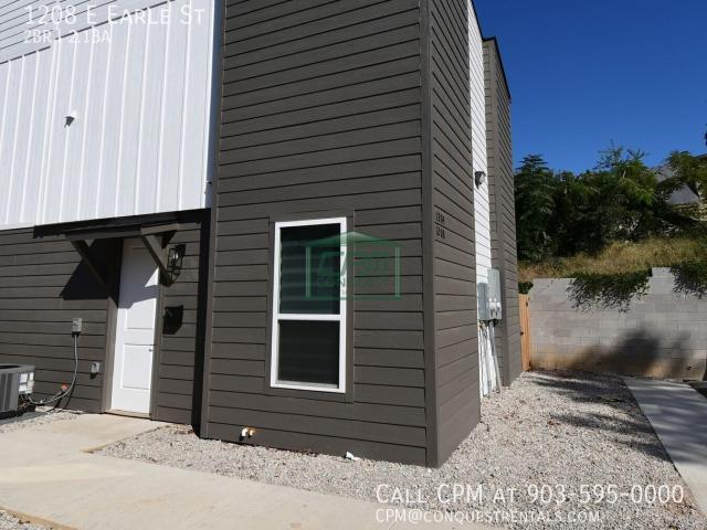 Available Now Be the First 2 Bedroom, 2.5 Bathroom Duplex!