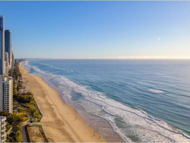 AVAILABLE NOW Stunning Absolute Beachfront 3 Bed Residence in Royale Gold Coast