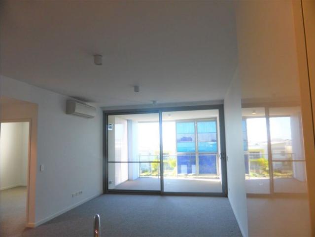 AVAILABLE NOW 2 Bedroom 2 Bathroom Secure Apartment