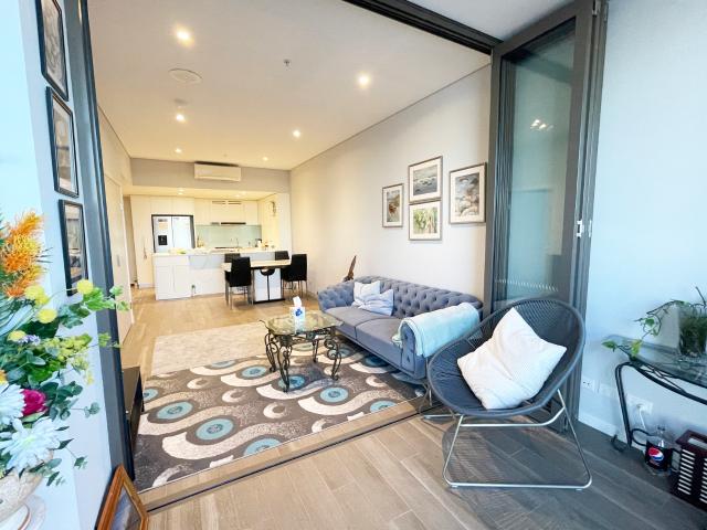 Available Now! 2 Bedrooms || Fully furnished