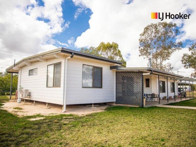 AVAILABLE NOW! 4 Bedroom 4 Bathroom home on 10 Acres
