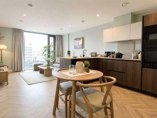 AVAILABLE NOW | 4 WEEKS RENT CREDIT AVAILABLE | BRAND NEW APARTMENTS | PET FRIENDLY | 24 HOUR CONCIERGE | LUXURY AMENITIES | VIEW NOW!