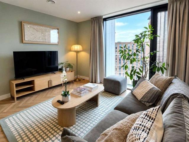 AVAILABLE NOW | 4 WEEKS RENT CREDIT AVAILABLE | BRAND NEW APARTMENTS | PET FRIENDLY | 24 HOUR CONCIERGE | LUXURY AMENITIES | VIEW NOW!