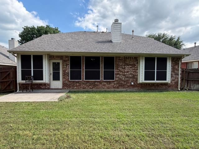 AVAILABLE SOON – 2818 Liverpool Ln, Grand Prairie, TX 75052