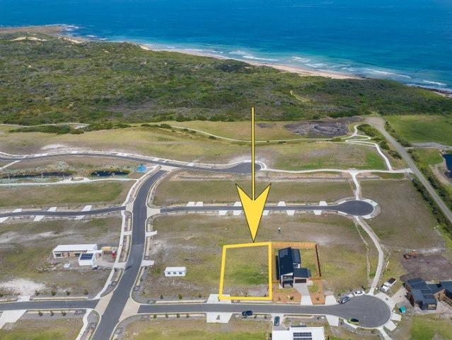 AVAILABLE STUNNING WATER VIEWS AND SUSTAINABLE LIVING