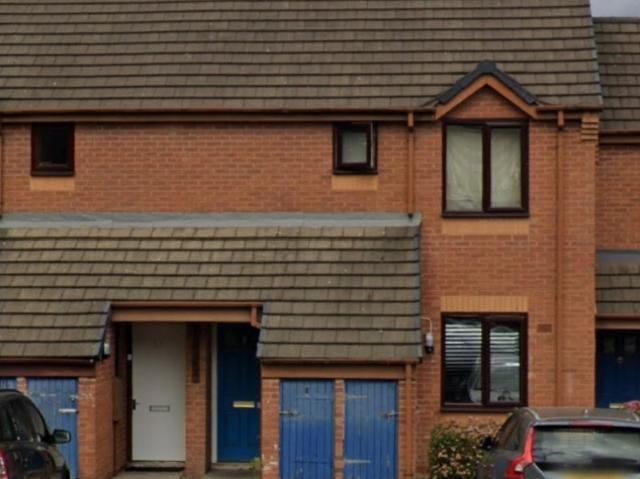 Available to rent, a 1 bedroom ground floor flat situated in Wednesbury