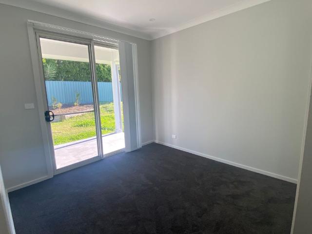 AVAILABLE TO VIEW FROM THE 16TH SEPTEMBER 77 A Golden Wattle Dr Ulladulla $675 p/w