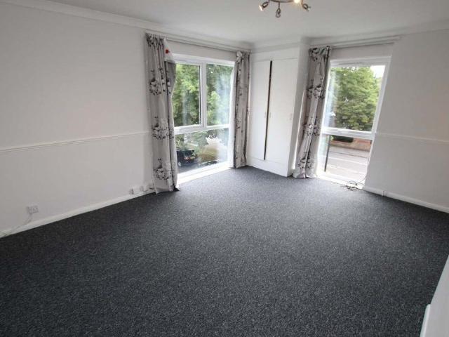 Avalon Close, Enfield EN2, Studio to rent, £1,250 pcm | PrimeLocation