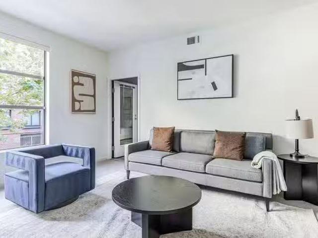 Avalon at Cahill Park, 754 The Alameda, Diridon 2 Bedroom.