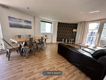 Avalon, Brighton BN1, 2 bed flat to rent, £2,500 pcm | PrimeLocation