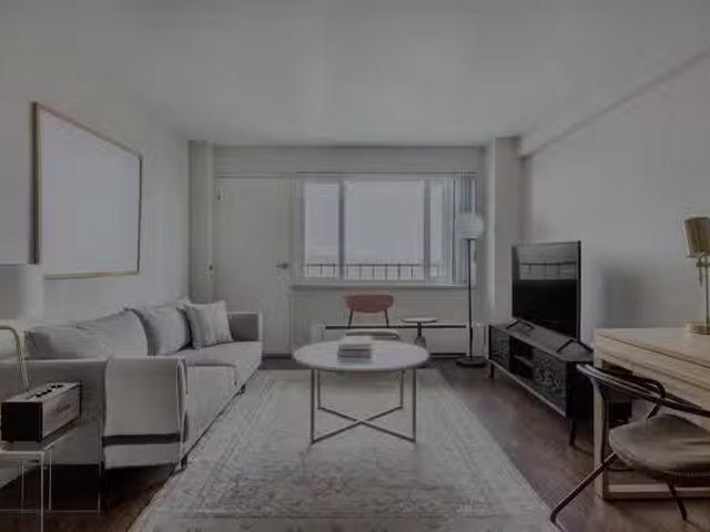 Avalon Southlands, 6855 South Langdale St, Aurora 2 Bedroom.