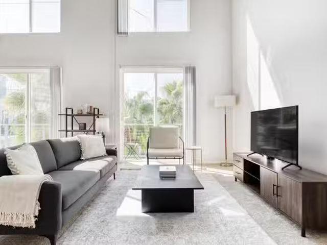 Avalon Playa Vista, 5535 Westlawn Ave, Playa Vista 1 Bedroom.