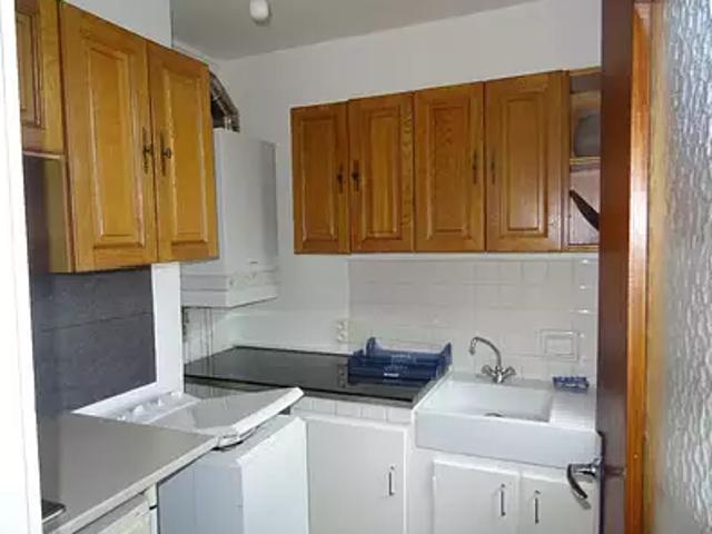 Avallon 89200 Location appartement 1 pièce t1 cave