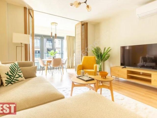 Avangart Rezidans Temiz Ebeveyn Balkonlu Balkonlu Kiralık Daire