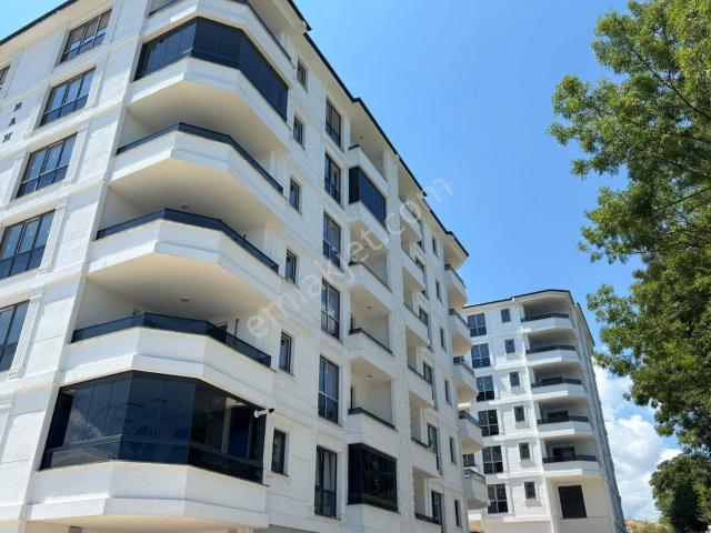 Avantaj Gayrimenkul'den İlkadım'da Satılık 2+1 Daire