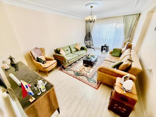 Avantaj'dan Kıbrısköy'de Cadde Dibi Geniş Ful Yapılı 3+1 Daire!